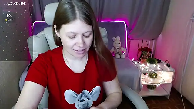 Snapshot of alekasamui chatting on January 16, 5:00 am alekasamui online show from January 16, 5:00 am