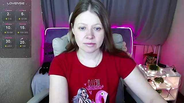 Snapshot of alekasamui chatting on January 24, 12:31 am alekasamui online show from January 24, 12:31 am