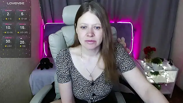 Snapshot of alekasamui chatting on March 10, 10:13 pm alekasamui online show from March 10, 10:13 pm