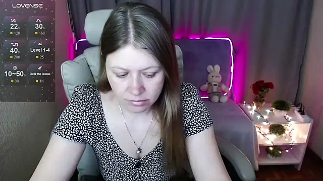 Snapshot of alekasamui chatting on March 18, 12:16 am alekasamui online show from March 18, 12:16 am