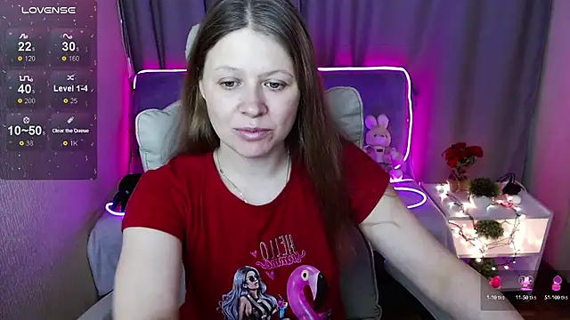 Snapshot of alekasamui chatting on March 21, 1:24 am alekasamui online show from March 21, 1:24 am