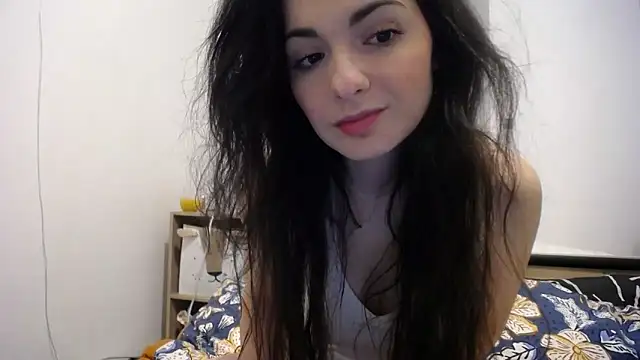Snapshot of desirmiss1 chatting on February 23, 7:11 am desirmiss1 online show from February 23, 7:11 am