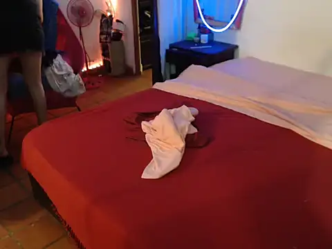 deftoolceles online show from October 5, 1:48 am