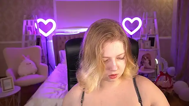 Tinker Belll online show from March 4, 7:32 pm