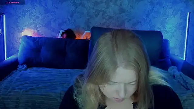 Tinker Belll online show from November 8, 8:40 pm