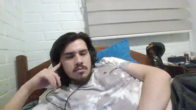 hung weeb online show from December 24, 3:38 am