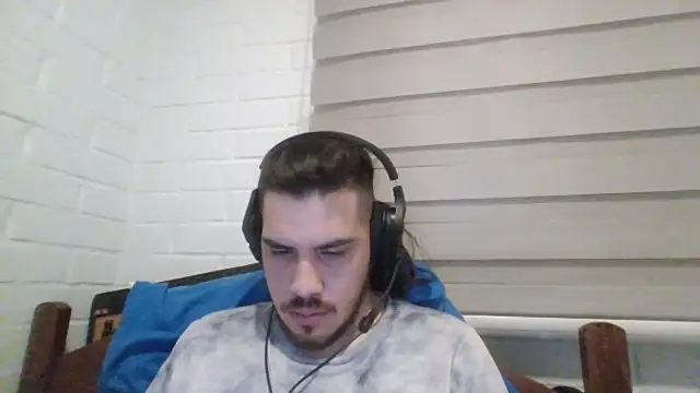 hung weeb online show from January 21, 3:15 am