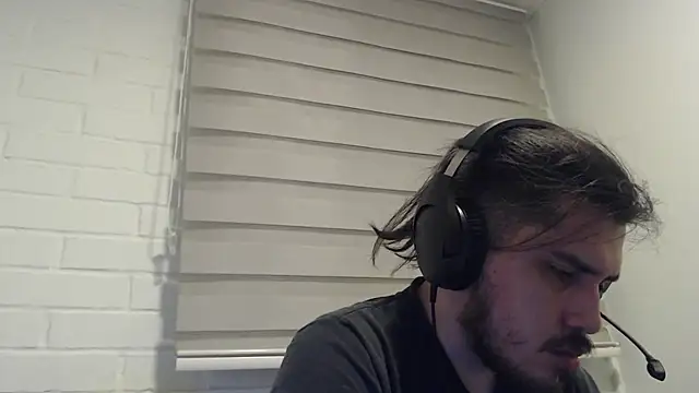 hung weeb online show from February 4, 3:54 am