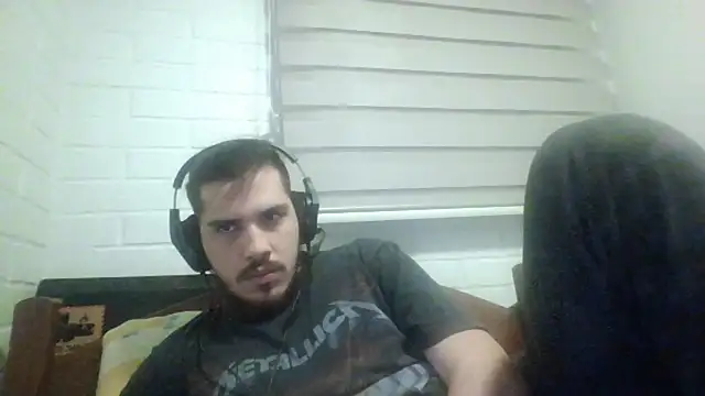 hung weeb online show from February 5, 1:47 am