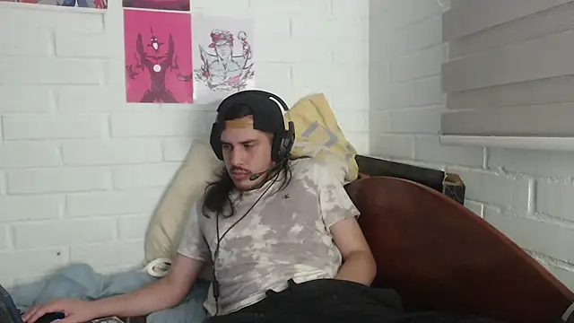 hung weeb online show from February 12, 3:18 am