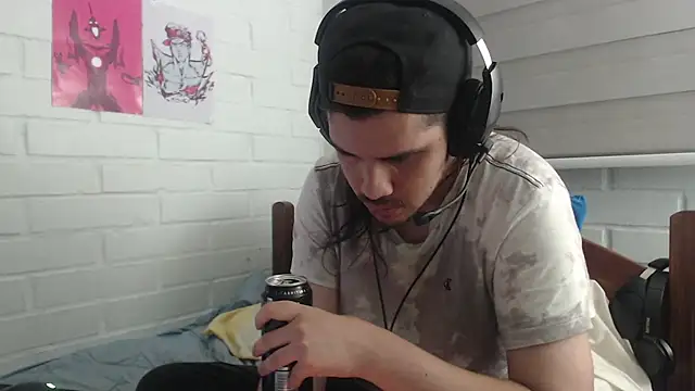 hung weeb online show from February 13, 2:45 am