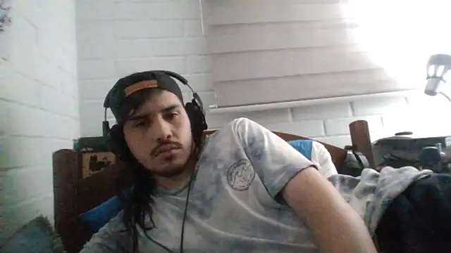 hung weeb online show from February 19, 3:39 am