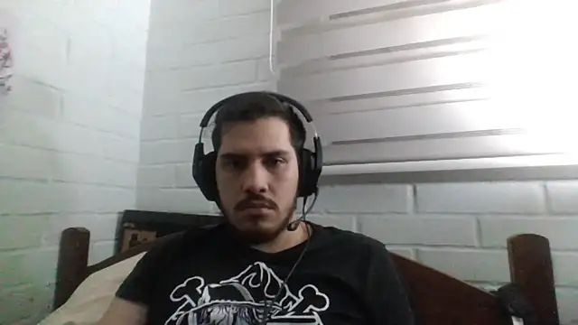 hung weeb online show from March 6, 3:35 am