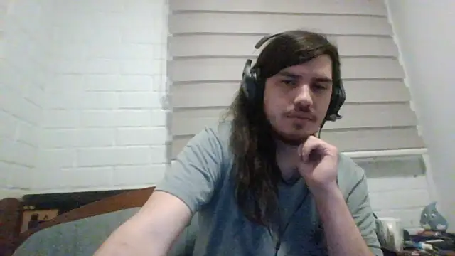 hung weeb online show from October 16, 3:51 am