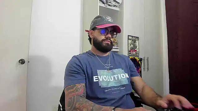 Snapshot of _Coddygold_ chatting on July 24, 2:26 pm Coddygold online show from July 24, 2:26 pm