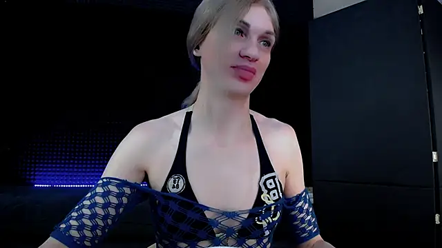 Snapshot of Hardy_Green chatting on September 13, 4:12 am Hardy Green online show from September 13, 4:12 am