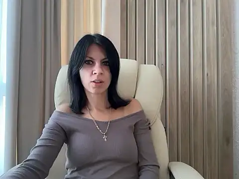 Snapshot of InjaAtHome chatting on September 22, 5:42 am InjaAtHome online show from September 22, 5:42 am