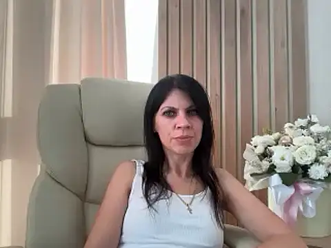 Snapshot of InjaAtHome chatting on July 21, 4:20 pm InjaAtHome online show from July 21, 4:20 pm
