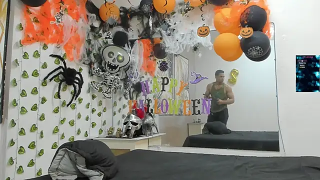 ChoreyTaiylor online show from October 29, 2:52 pm