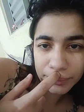 Snapshot of Mamamiabr chatting on May 22, 12:55 pm Mamamiabr online show from May 22, 12:55 pm