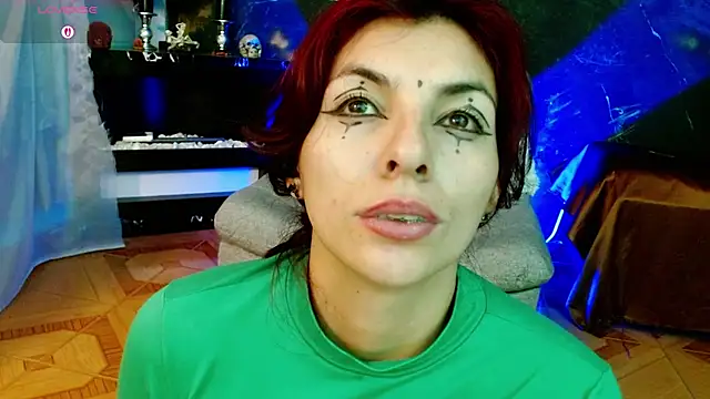 Snapshot of julieth_sex1 chatting on May 2, 7:13 am julieth sex1 online show from May 2, 7:13 am