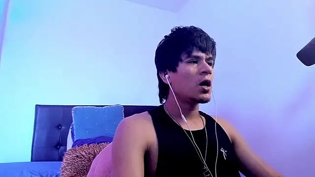 Eiden allenx online show from March 8, 2:21 pm