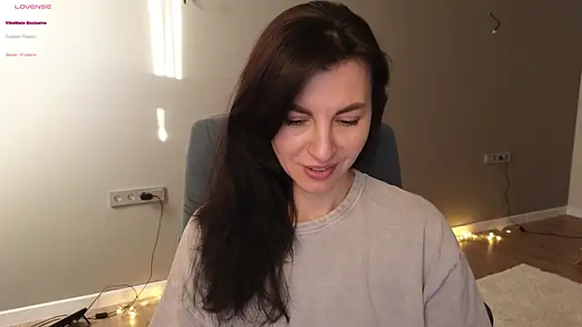 Snapshot of Mary_love16 chatting on February 18, 1:00 pm Mary love16 online show from February 18, 1:00 pm