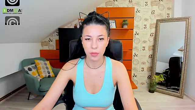 EmillyTaylor online show from February 4, 4:26 am