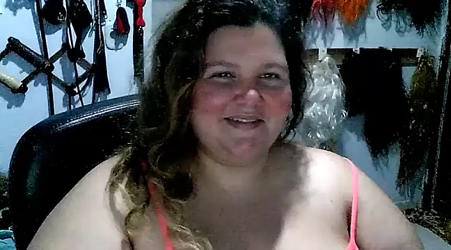 squirt322bbw online show from February 14, 2:18 am