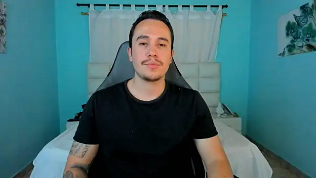 juan  jimenez online show from April 6, 9:05 pm