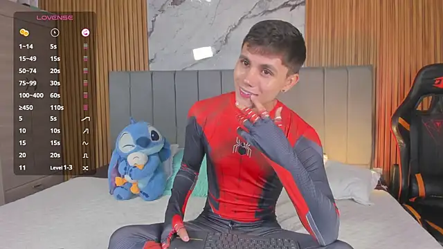 Snapshot of DustinLevine chatting on July 1, 12:18 pm DustinLevine online show from July 1, 12:18 pm
