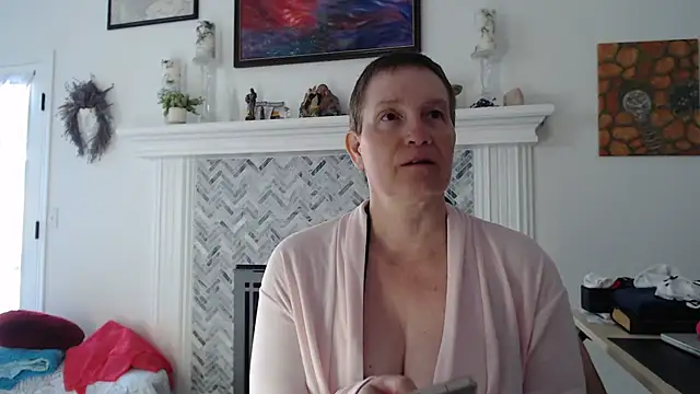 AuroraWillows online show from April 8, 2:28 pm