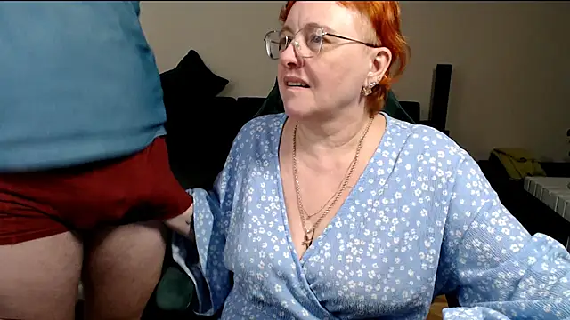 JoannaAndNeighbour online show from March 10, 11:59 am