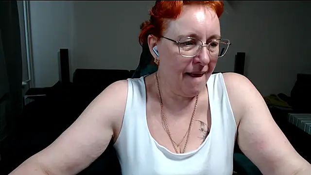 JoannaAndNeighbour online show from March 13, 9:05 am