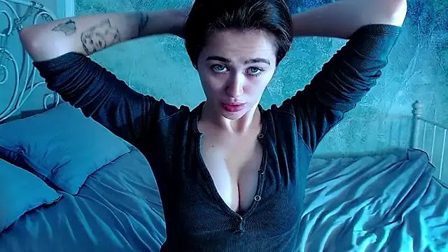 millllina online show from October 30, 12:56 am