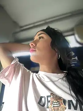   IRIS   online show from March 6, 6:37 pm