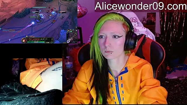 alicewonder09 online show from February 24, 5:49 am