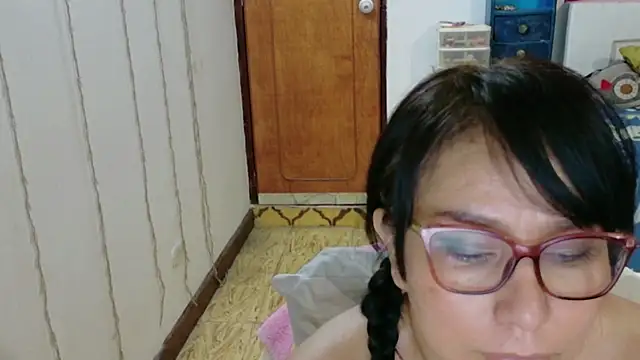 hottplay online show from September 17, 12:18 pm