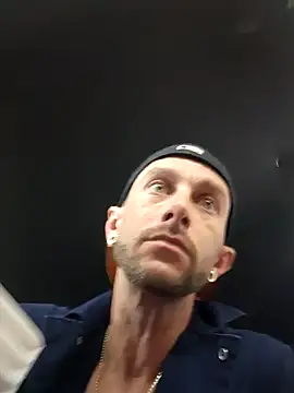 22sexytwin online show from January 16, 4:17 am