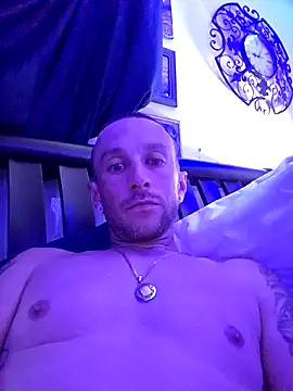 22sexytwin online show from May 4, 5:47 am
