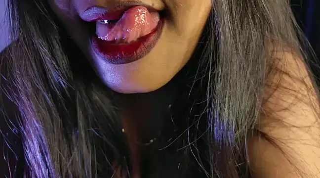 Snapshot of Your_Devika chatting on December 16, 6:05 pm Your Devika online show from December 16, 6:05 pm