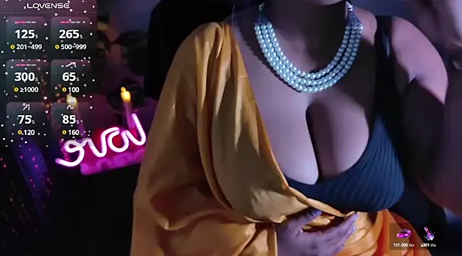 Snapshot of Your_Devika chatting on February 17, 5:53 pm Your Devika online show from February 17, 5:53 pm