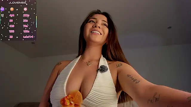 sara cruz011 online show from February 17, 9:32 pm