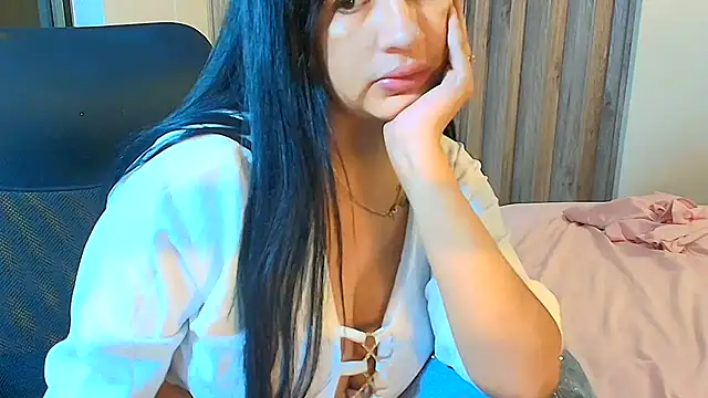 sara2520 online show from January 8, 2:03 am