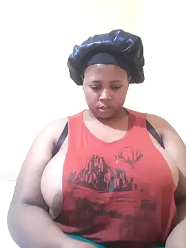 Snapshot of Sexy-queen99xx chatting on February 21, 8:29 am Sexy-queen99xx online show from February 21, 8:29 am