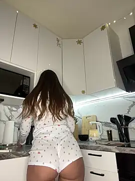 Snapshot of Lex_Love chatting on December 18, 7:08 pm Lex Love online show from December 18, 7:08 pm