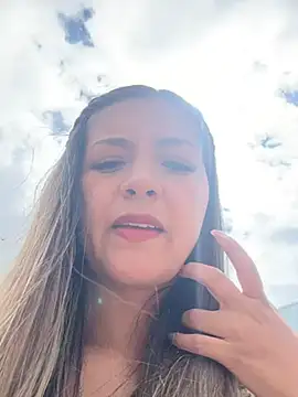 Snapshot of alana_69 chatting on January 31, 7:18 pm alana 69 online show from January 31, 7:18 pm