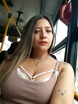 Snapshot of alana_69 chatting on February 13, 3:35 pm alana 69 online show from February 13, 3:35 pm