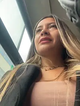 Snapshot of alana_69 chatting on February 13, 6:38 pm alana 69 online show from February 13, 6:38 pm