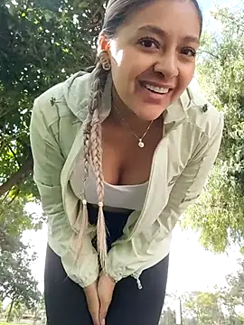 alana 69 online show from April 24, 7:27 pm